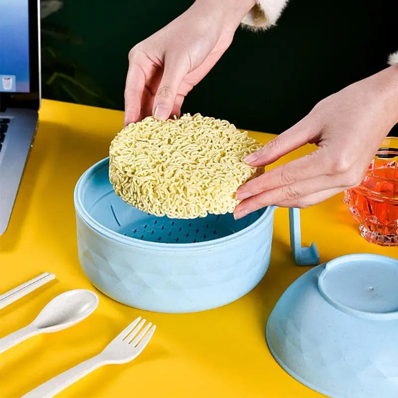 Noodle Bowl With Tableware Wheat StrawDraining Water Bowl - Side View