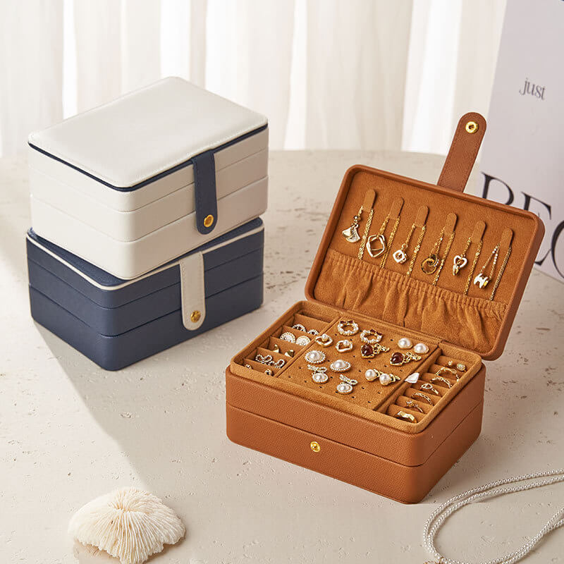 Leather multi-layer earring storage box