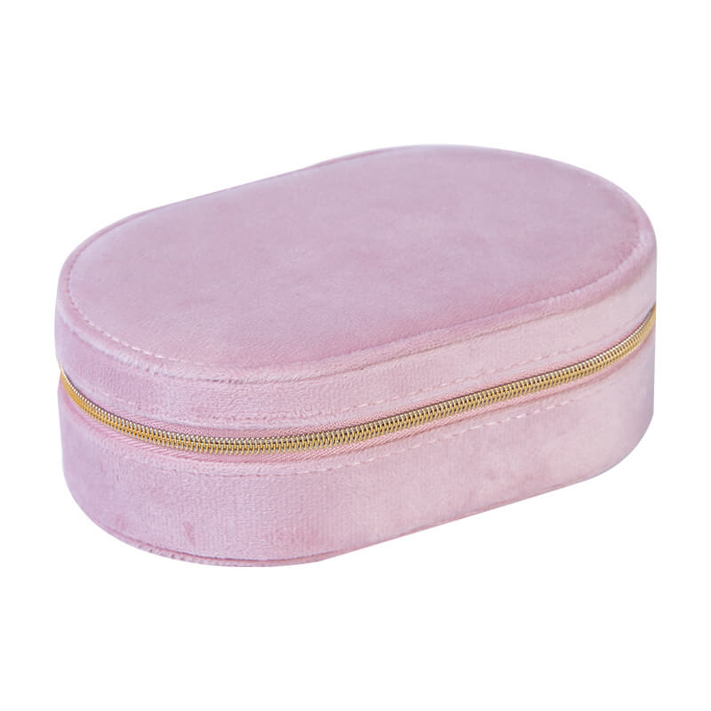 Oval flip-top velvet ring storage box